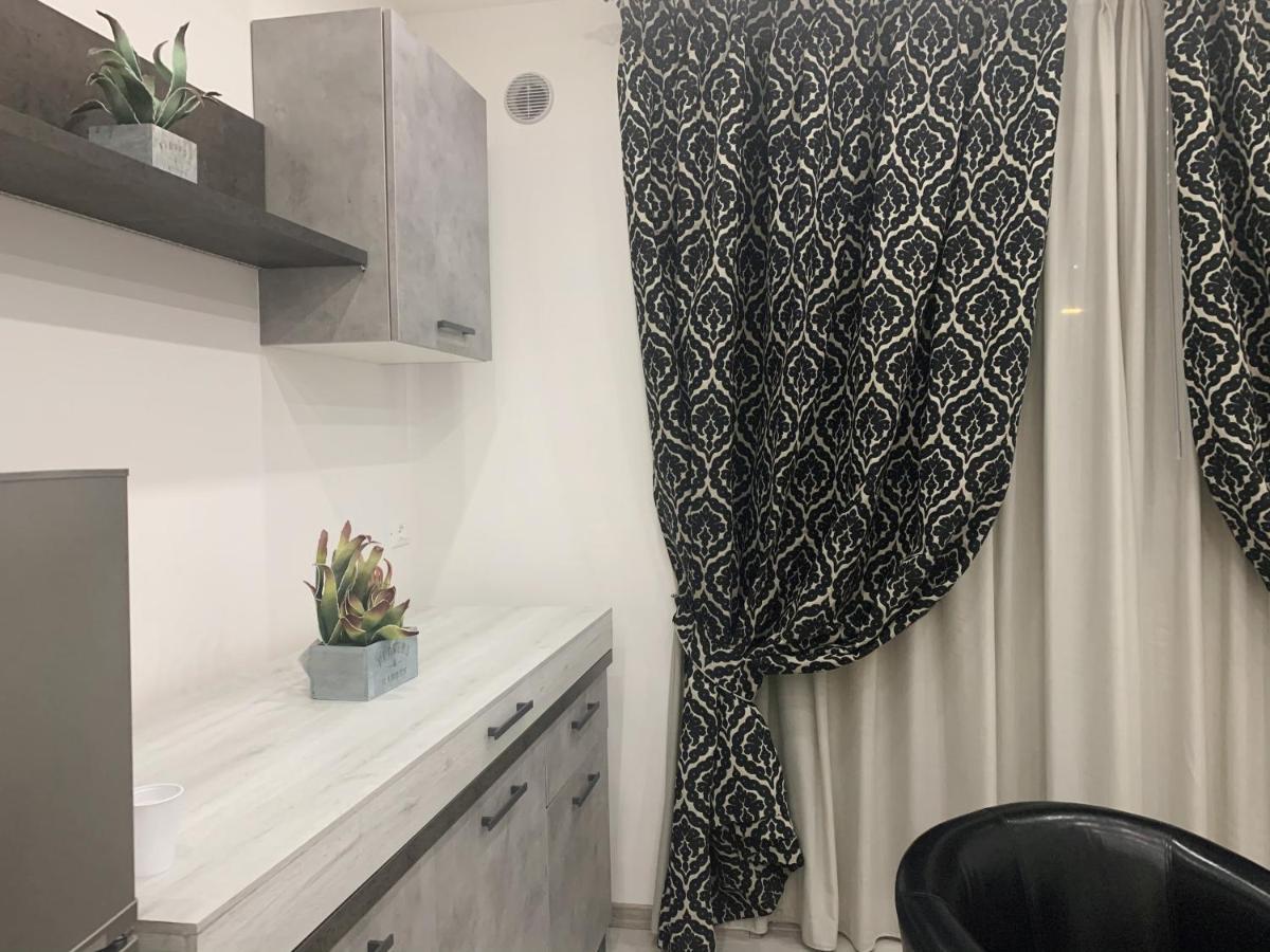 Montesilvano Marina B&B Siliade المظهر الخارجي الصورة